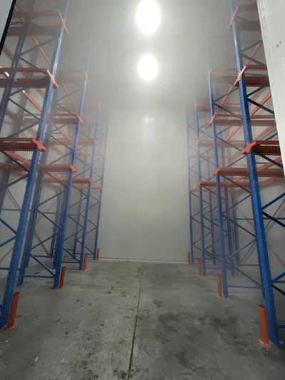 Compact cold room with modern refrigeration equipment